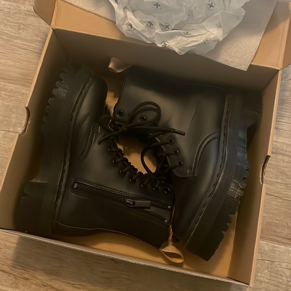 Dr. Martens VEGAN JADON II BOOT MONO PLATFORMS - Picture 3 of 5